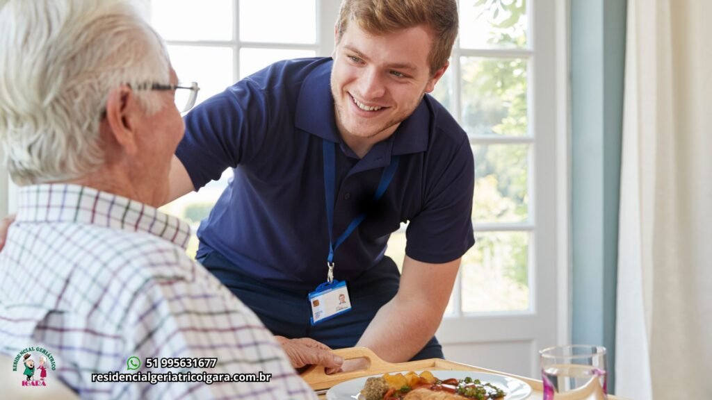 Residencial sênior em Canoas: qualidade de vida e longevidade para seus pais 1 Cuidador de idosos em Canoas qualificado e confiável. em atendimento a um senhor idoso na cadeira de rodas. Os cuidados de higiene realizado por profissionais cuidados de higiene para idosos representam muito mais do que a limpeza corporal básica. residencial sênior em Canoas